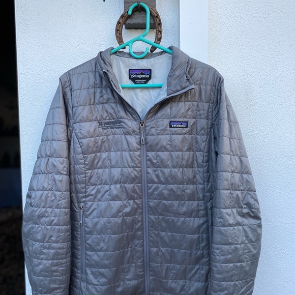 Patagonia Jackets & Blazers - Good Condition Women’s Patagonia Nano Puff Jacket (Large)